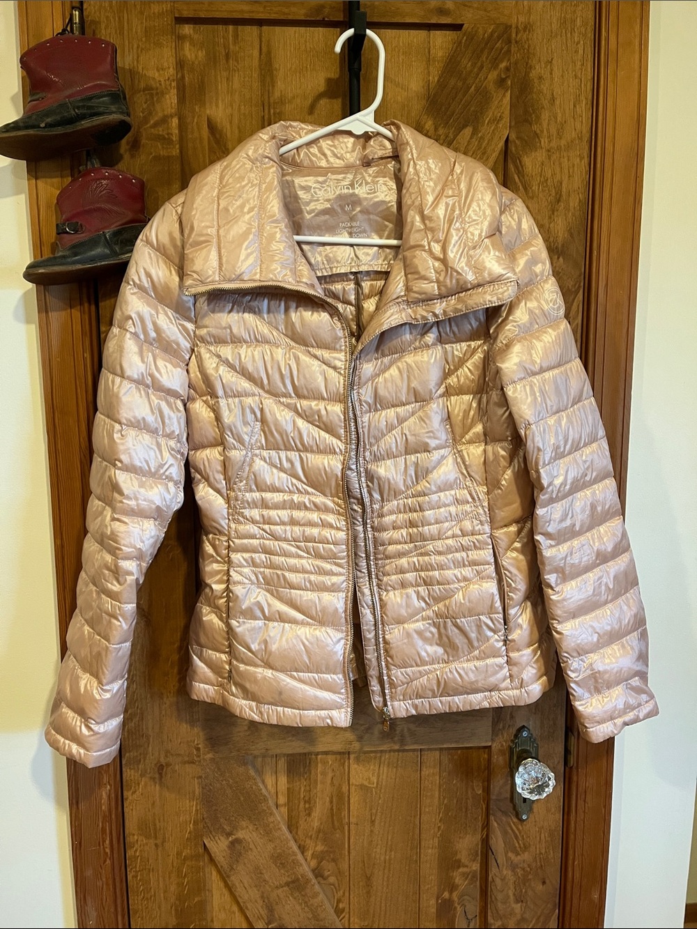 Calvin Klein Women's Shimmery Pale Pink Quilted Packable Puffer Jacket